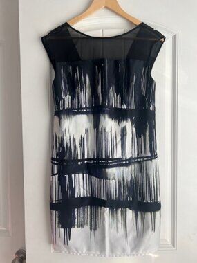 Jessica Simpson Black and White Abstract Mini Dress